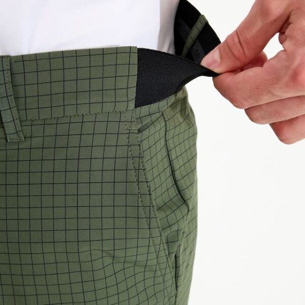 Abacus mens Rockliffe golf shorts forest check - Afbeelding 2