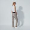 Daily sports Beyond dames enkel golf broek taupe